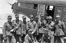 Chiến dịch nhảy dù cuối cùng của Hitler-Kỳ 1